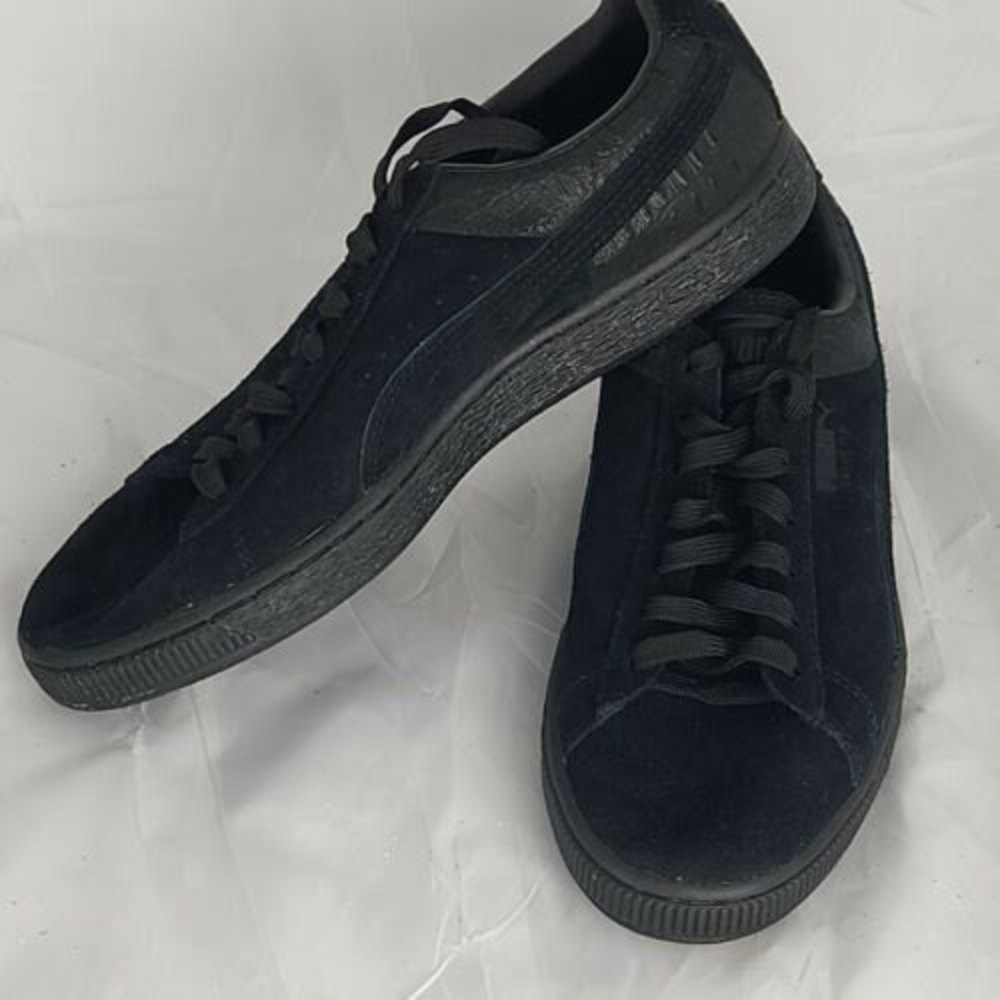 Puma Men’s Size 5 Classic Suede‎ Casual Sneakers Embossed Black
